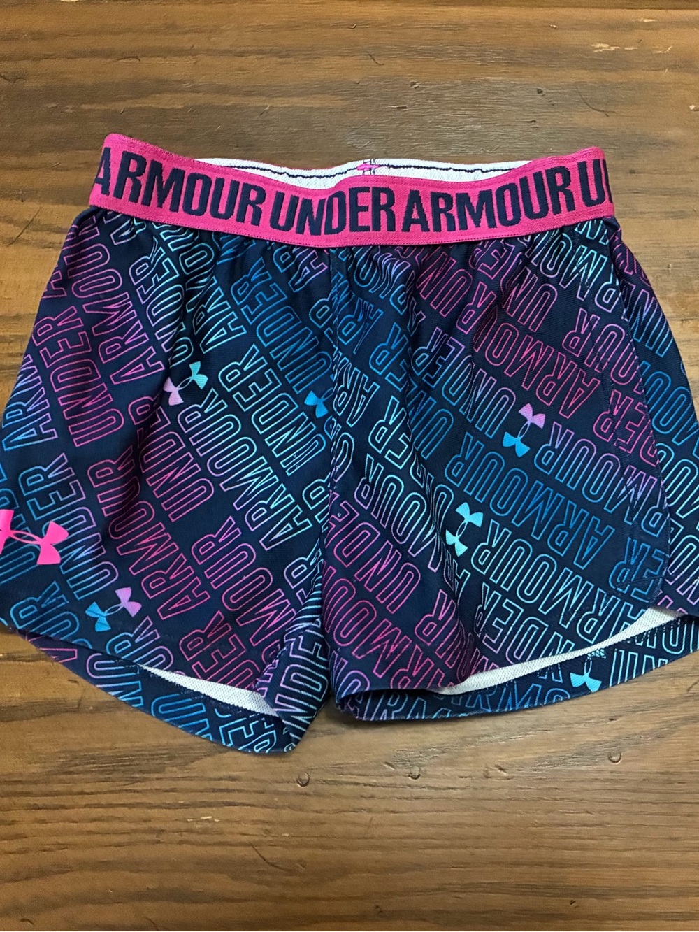 Under Armour Girls Logo Shorts Size 6 - Picture 2 of 5
